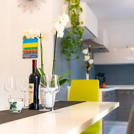 Lores Apartamento *