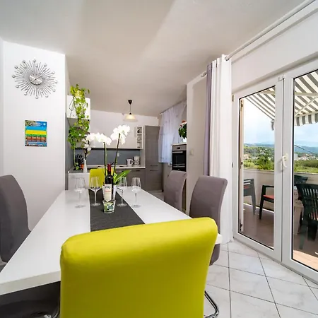 Apartamento Lores Rab Town