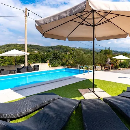 Lores Apartamento Rab Town