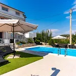 Apartman Lores *