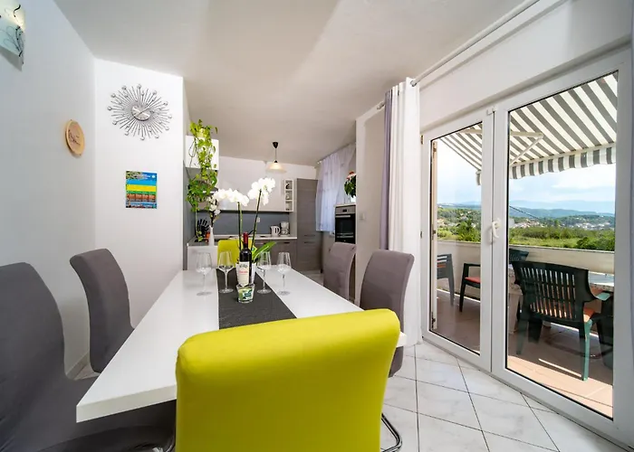 Apartamento Lores Rab Town